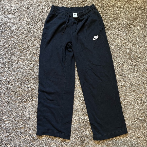 SOLD - Picture 4 of 5